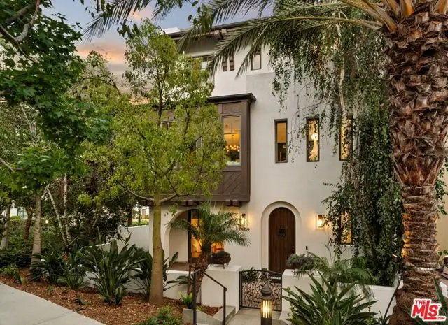 13049 S Icon Circle, Los Angeles, CA 90094 - #1