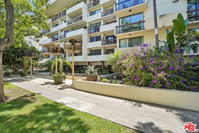 325 N Oakhurst Drive #PH2, Beverly Hills, CA 90210 - #1
