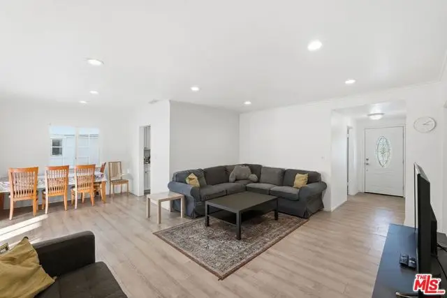10401 Amigo Avenue, Porter Ranch, CA 91326 - #3