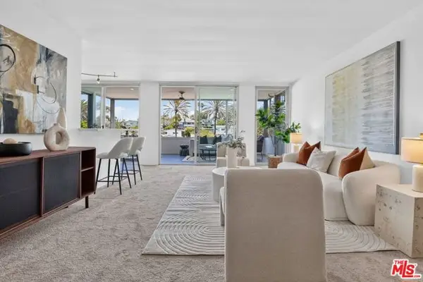 8701 Delgany Avenue #216, Playa Del Rey (los Angeles), CA 90293