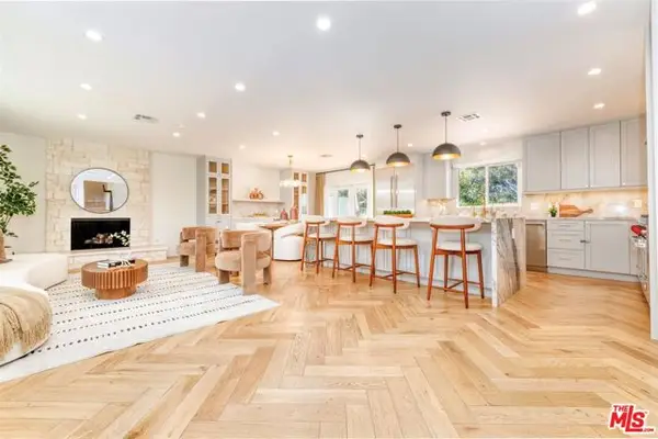 6051 Sadring Avenue, Los Angeles, CA 91367
