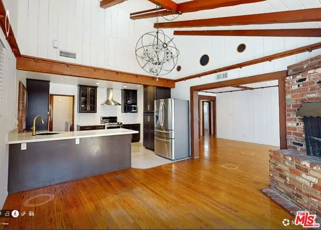 6619 Sunnyslope Avenue, Van Nuys, CA 91401 - #2
