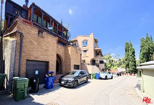 2053 Glencoe Way, Los Angeles, CA 90068 - #1