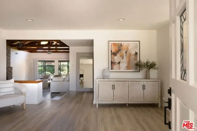 18424 Domino Street, Reseda, CA 91335 - #3