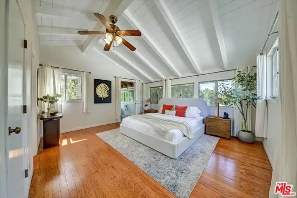 4947 Serrania Avenue, Woodland Hills (los Angeles), CA 91364