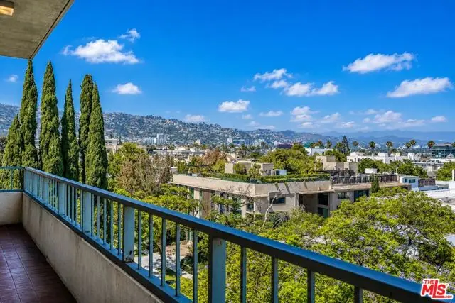 339 N Palm Drive #504, Beverly Hills, CA 90210 - #3