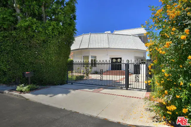14713 Valleyheart Drive, Sherman Oaks, CA 91403 - #1