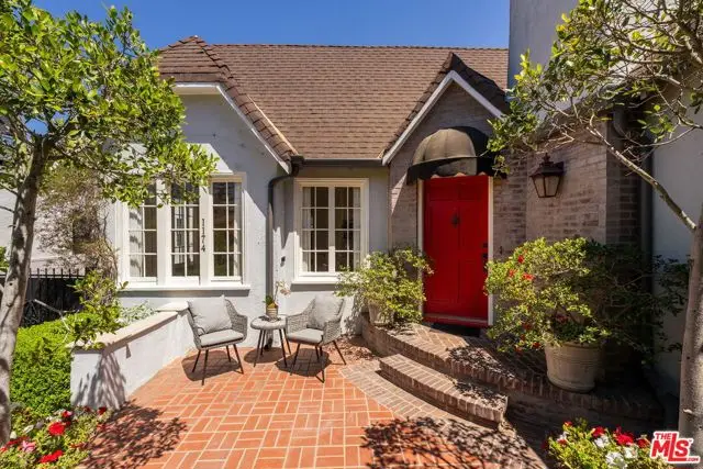 1174 Masselin Avenue, Los Angeles, CA 90019 - #2