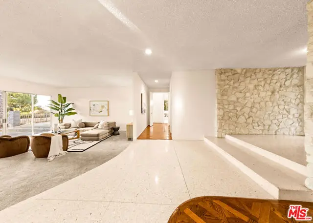 16375 Sloan Drive, Los Angeles, CA 90049 - #3