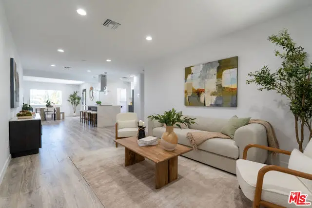 6160 Shoshone Avenue, Encino, CA 91316 - #2