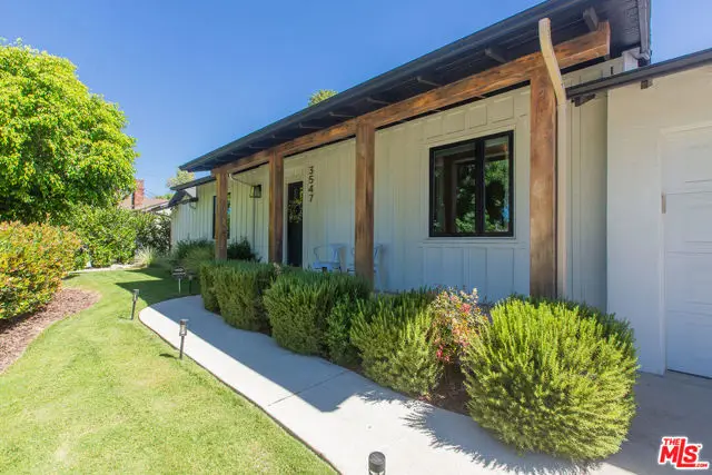 3547 Burritt Way, Glendale, CA 91214 - #3