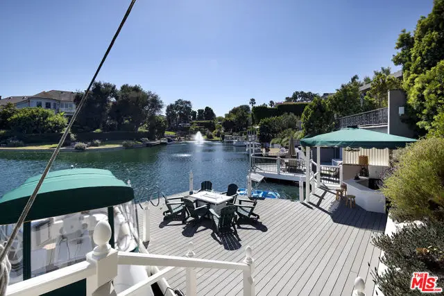 10030 Toluca Lake Avenue, North Hollywood, CA 91602 - #3