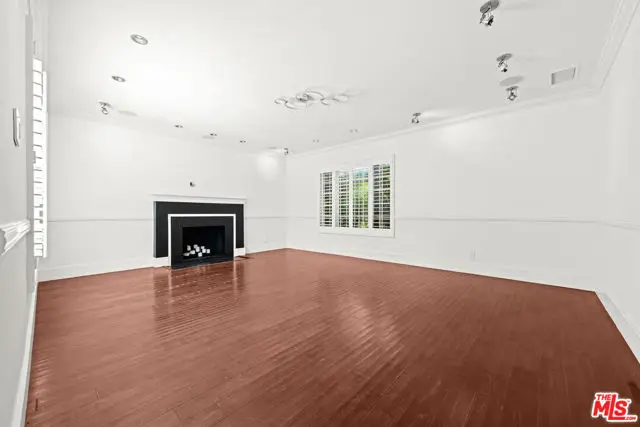 803 S Sycamore Avenue, Los Angeles, CA 90036 - #2
