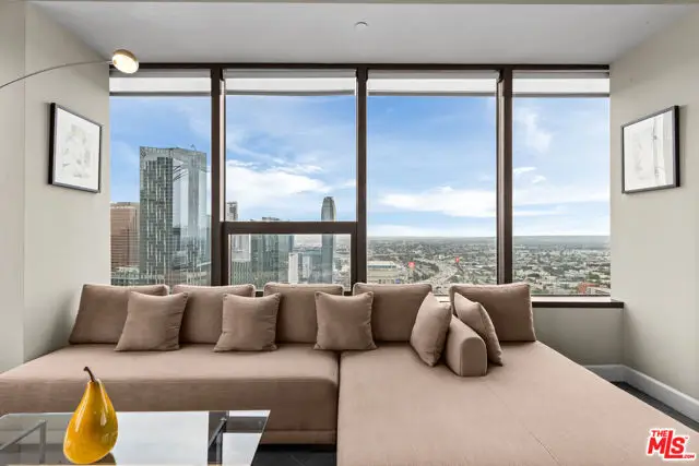 1100 Wilshire Boulevard #2411, Los Angeles, CA 90017 - #3