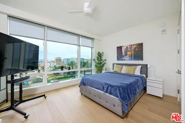877 S Francisco Street #1220, Los Angeles, CA 90017 - #2