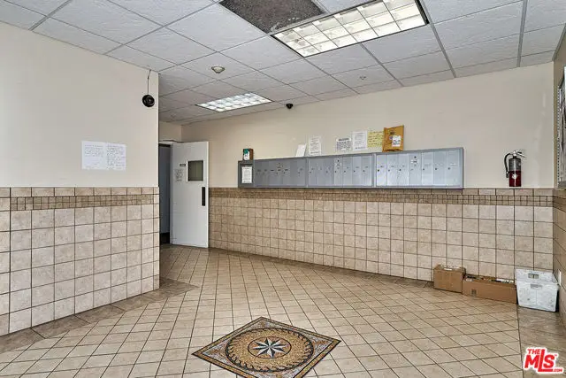 1025 Dewey Avenue #205, Los Angeles, CA 90006 - #3