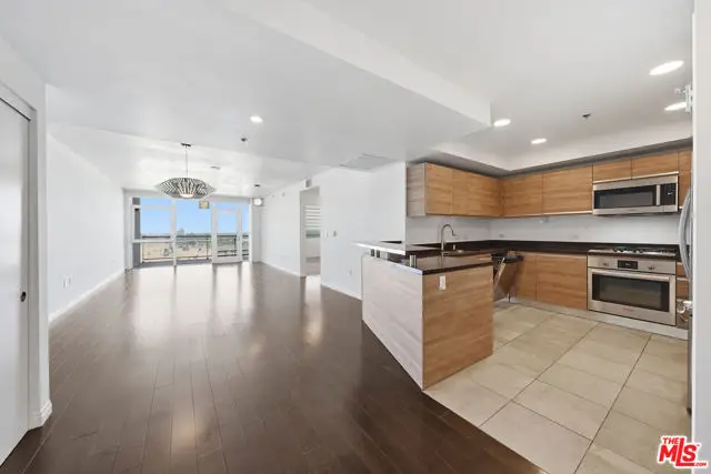 3785 Wilshire Boulevard #1607, Los Angeles, CA 90010 - #2