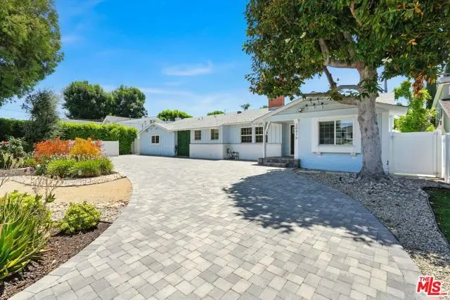 20616 Quedo Drive, Woodland Hills, CA 91364 - #2