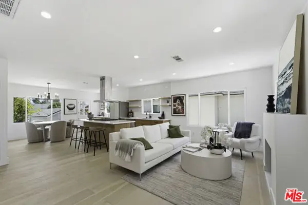 6018 S Harcourt Avenue, Los Angeles, CA 90043