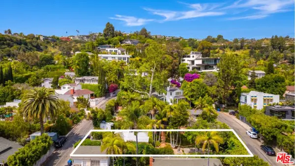 1215 N Hilldale Avenue, Los Angeles, CA 90069