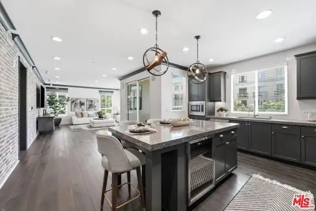 12534 W Fielding Circle #3, Los Angeles, CA 90094 - #2