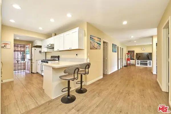 2837 W Avenue 33, Los Angeles, CA 90065