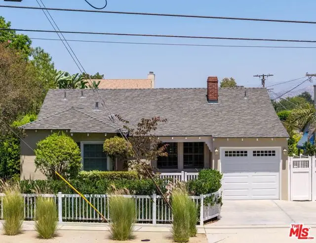 10257 Camarillo Street, North Hollywood, CA 91602 - #3