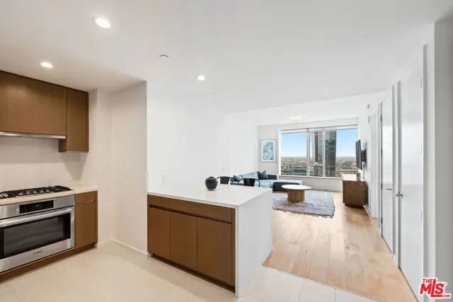 889 Francisco Street #3401, Los Angeles, CA 90017 - #1