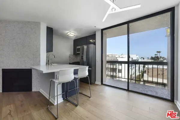 7320 Hawthorn Avenue #319, Los Angeles, CA 90046