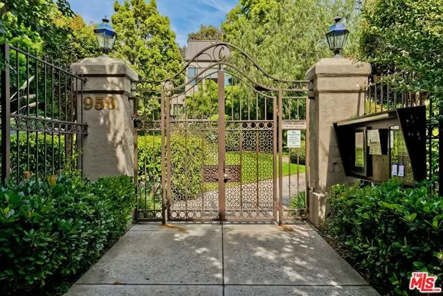 950 N Kings Road #254, West Hollywood, CA 90069 - #3