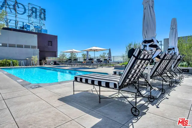 1645 Vine Street #402, Los Angeles, CA 90028 - #2