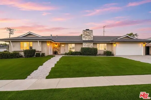91 W Gainsborough Road, Thousand Oaks, CA 91360