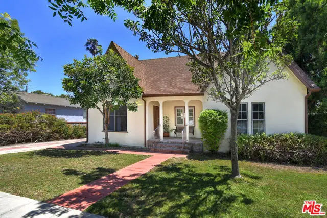 916 N Clybourn Avenue, Burbank, CA 91505 - #2