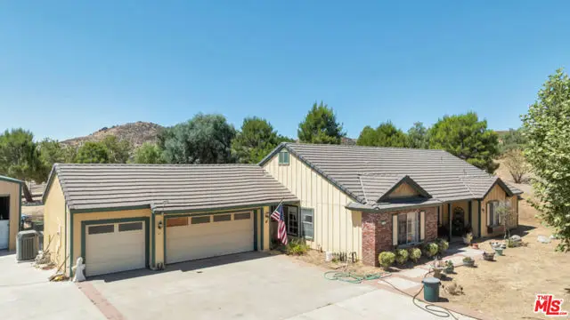 11734 Chisholm Court, Agua Dulce, CA 91390 - #3