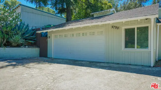9790 Shadow Island Drive, Sunland, CA 91040 - #2