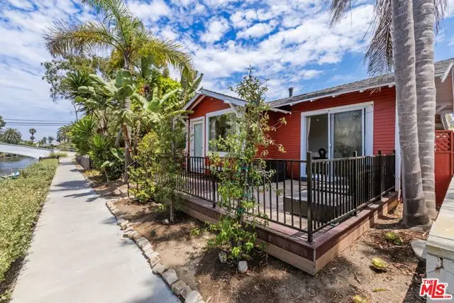 232 Howland Canal, Venice, CA 90291 - #1