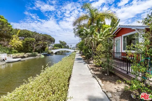 232 Howland Canal, Venice, CA 90291 - #3
