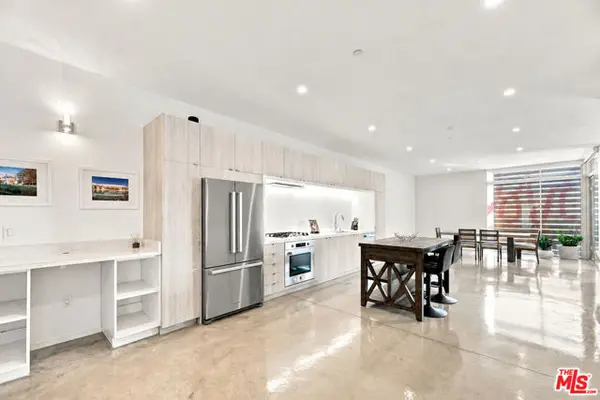 901 Hancock Avenue #201, West Hollywood, CA 90069