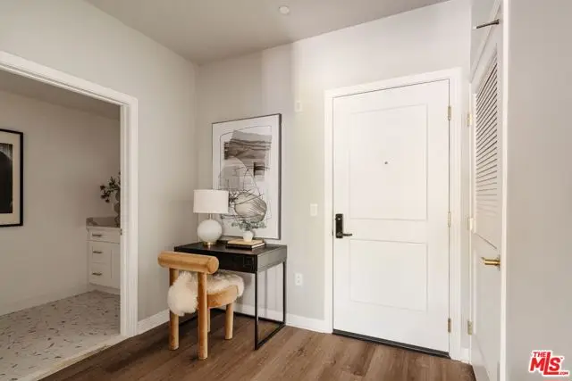 7428 Santa Monica Boulevard #202, West Hollywood, CA 90046 - #3