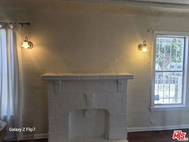 1241 W 43rd Street, Los Angeles, CA 90037 - #2