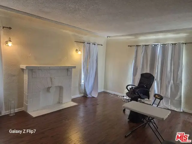 1241 W 43rd Street, Los Angeles, CA 90037 - #3