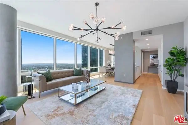 877 Francisco Street #2809, Los Angeles, CA 90017