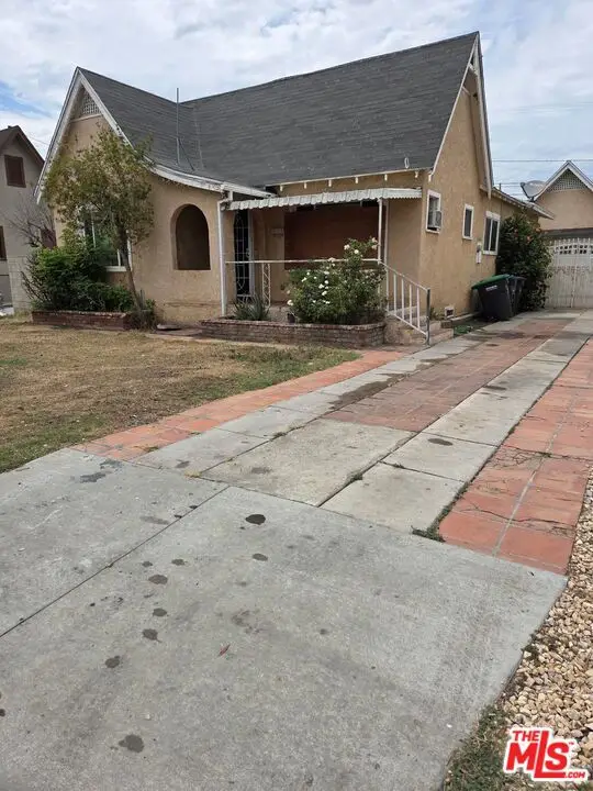 855 Palm Drive, Colton, CA 92324 - #1