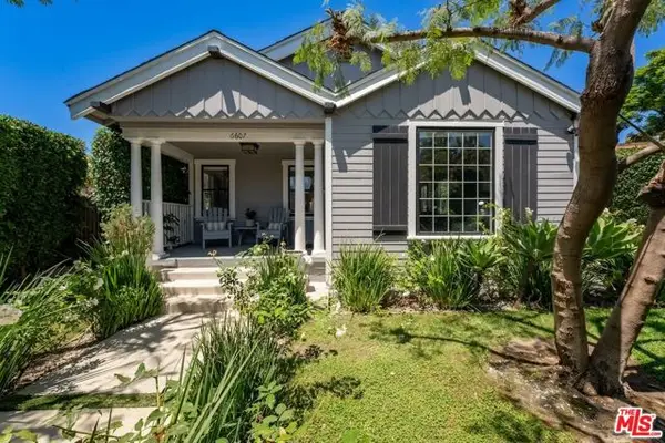 6607 De Longpre Avenue, Los Angeles, CA 90028