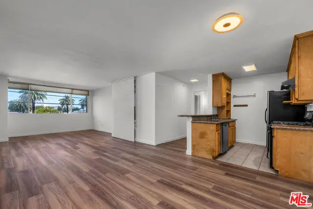 421 S La Fayette Park Place #210, Los Angeles, CA 90057 - #3