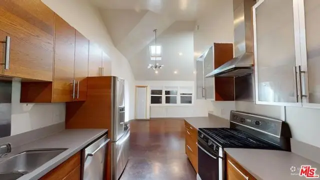 320 Grand Boulevard, Venice, CA 90291 - #1
