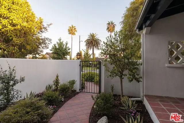 1501 New York Drive, Altadena, CA 91001 - #3