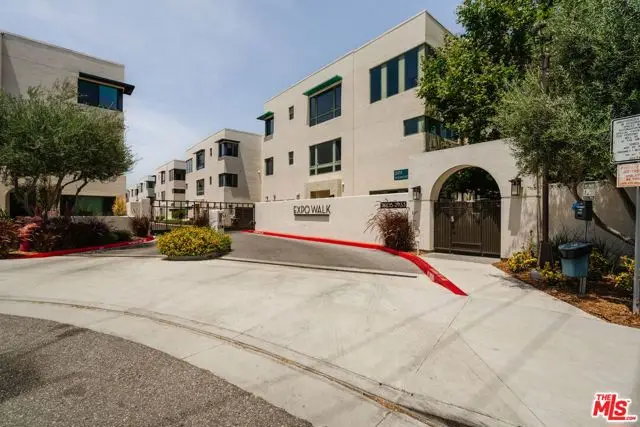 2911 Exposition Place #1, Los Angeles, CA 90018 - #2