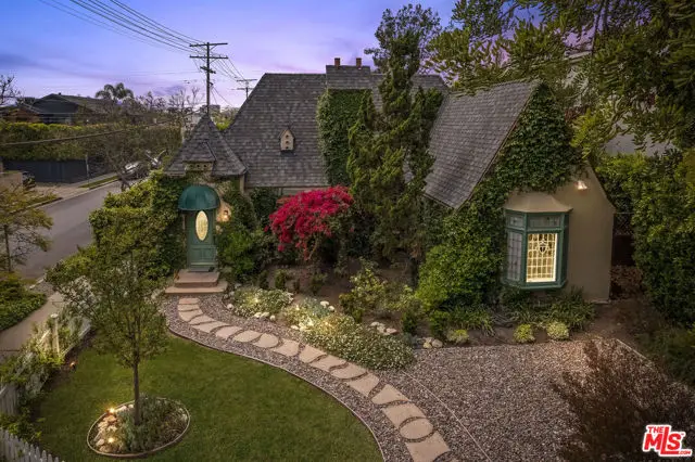 101 N Laurel Avenue, Los Angeles, CA 90048 - #1