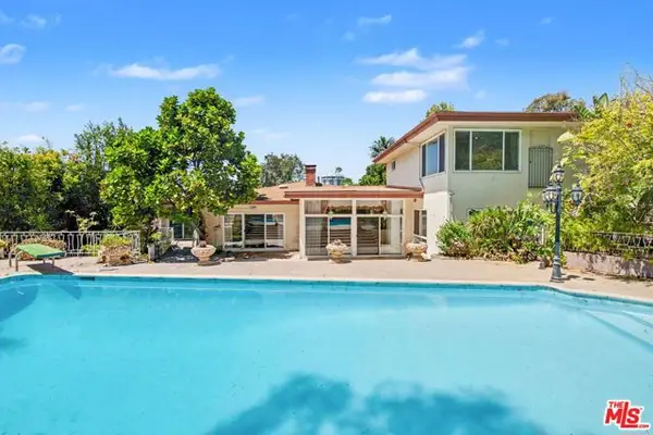 108 N Thurston Avenue, Los Angeles, CA 90049
